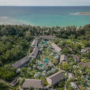 منتجع ذا سلايت, Nai Yang Beach